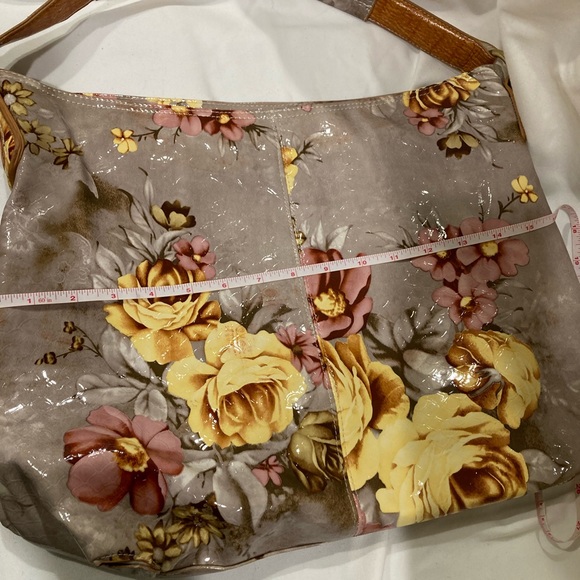 New ( without tags ) Fashion Handbag - Picture 4 of 6